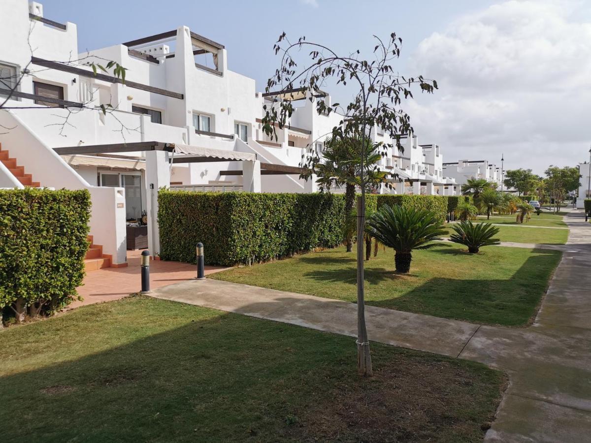 Lovely 3 Bedroom Apartment On Golf Resort Алама де Мурсия Екстериор снимка