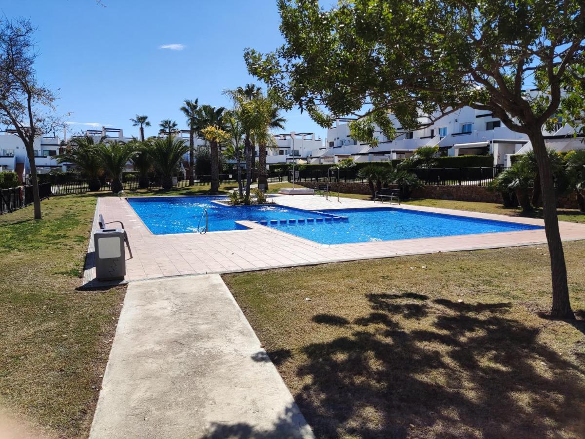 Lovely 3 Bedroom Apartment On Golf Resort Алама де Мурсия Екстериор снимка